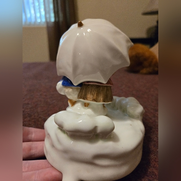 Vintage Rabbits In The Snow By Beatrix Potter Peter Rabbit By Schmid Music Box - Picture 6 of 7